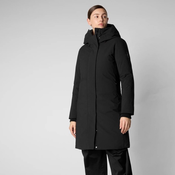 WOMAN'S HOODED PARKA SIENNA IN BLACK - Picture 2 of 10